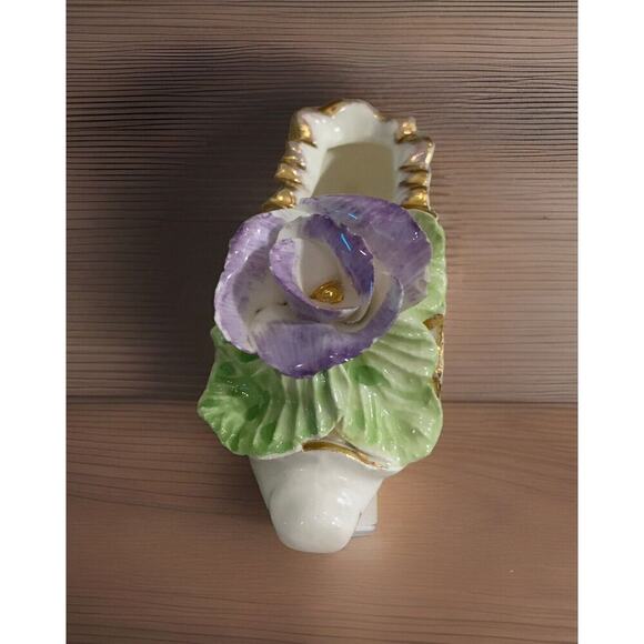 Purple Rose Shoe ceramic Figurine Hand Made TET China Clay Green Leaf Vintage - Picture 6 of 11